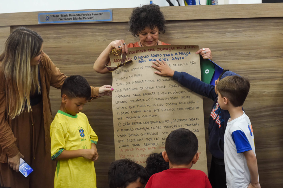 Projeto conheça o Legislativo