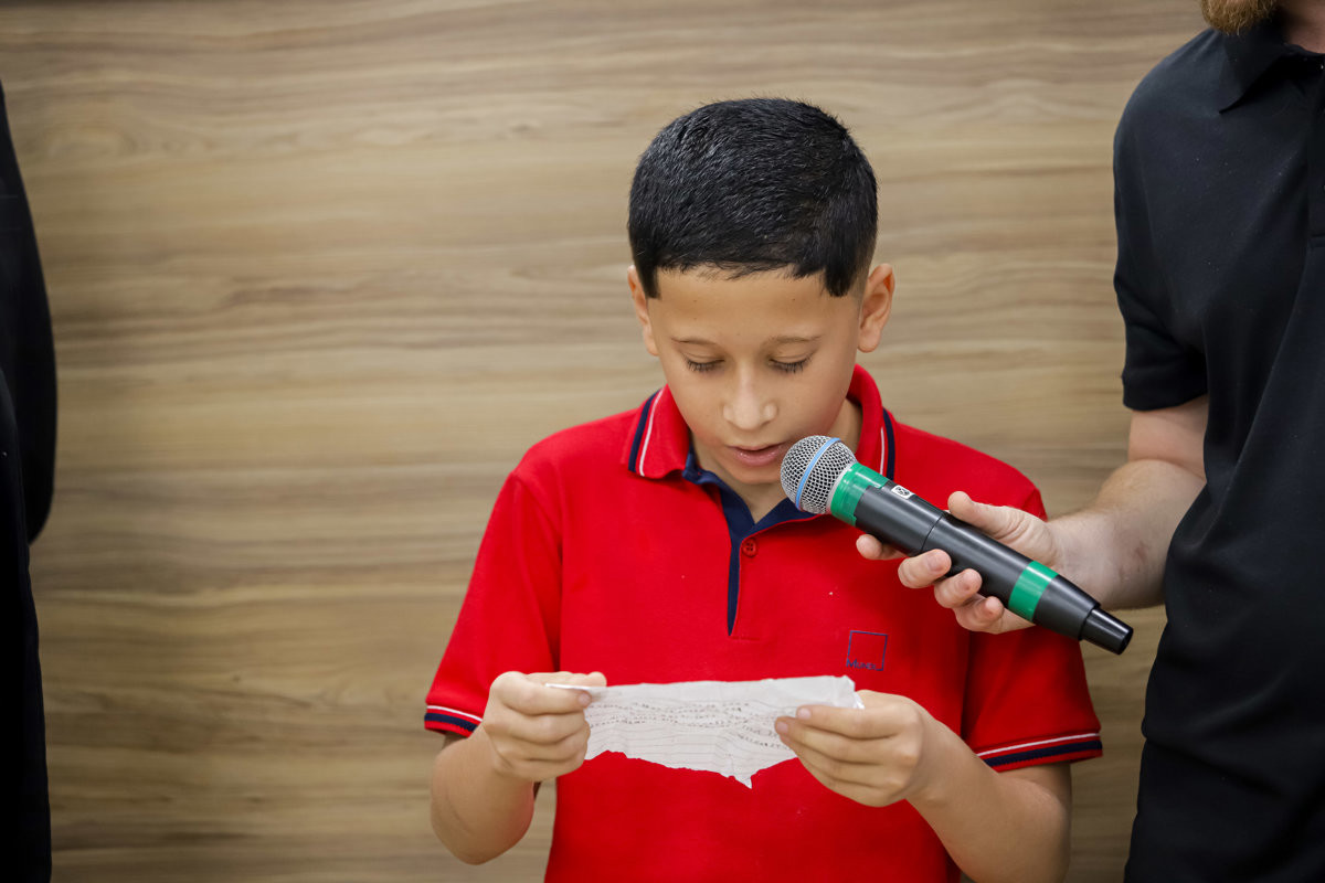 Moção foi entregue no plenário da Câmara durante a 10ª Reunião Ordinária, na noite desta quinta-feira (12)