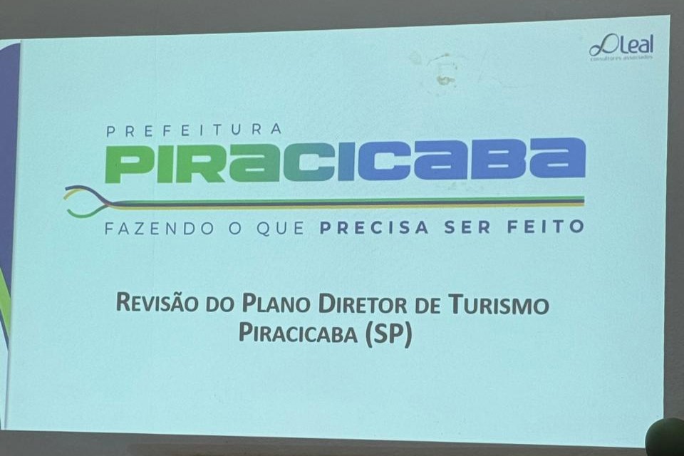 Reunião aconteceu na Secretaria Municipal de Turismo, no Engenho Central 