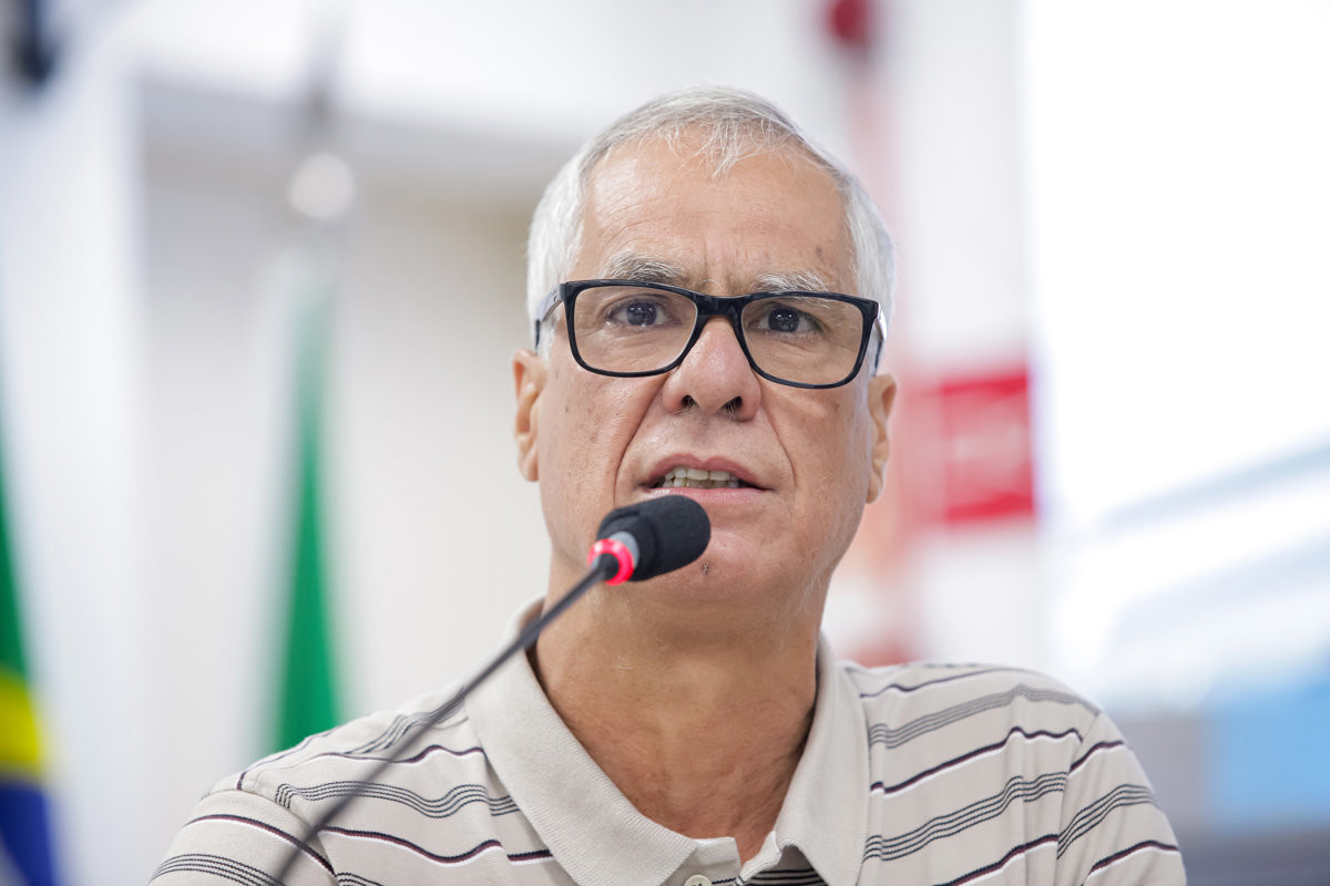 Marco Bicheiro é autor do requerimento 203/2026, que solicita informações detalhadas ao Chefe do Executivo sobre manutenção da pista de atletismo “Aparecida de Fátima Adão”