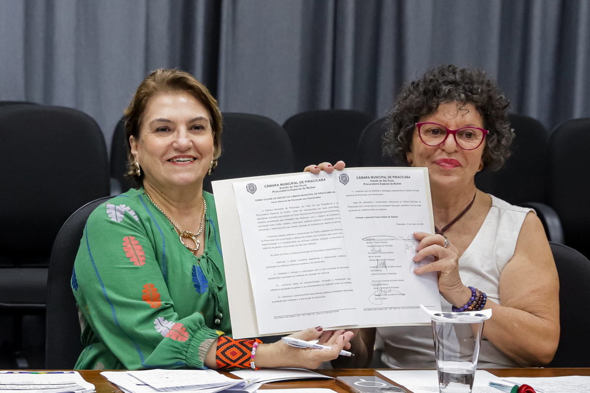 Ministra Márcia Lopes e vereadora Rai de Almeida com o Pacto Nacional Brasil contra o Feminicídio