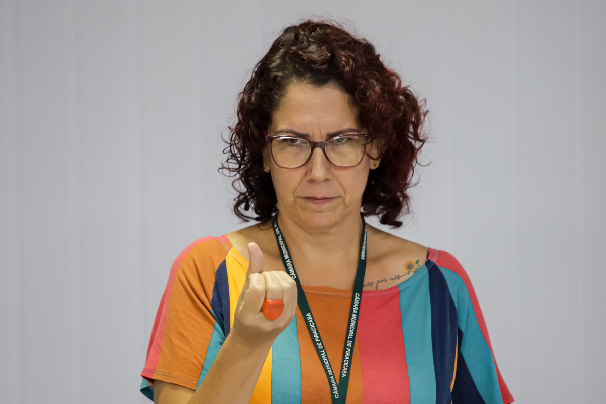 Câmara reinicia cursos de Libras em parceria com o Instituto Federal