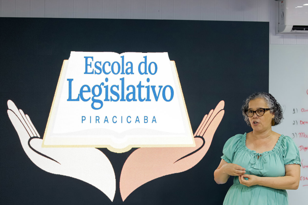 Câmara reinicia cursos de Libras em parceria com o Instituto Federal
