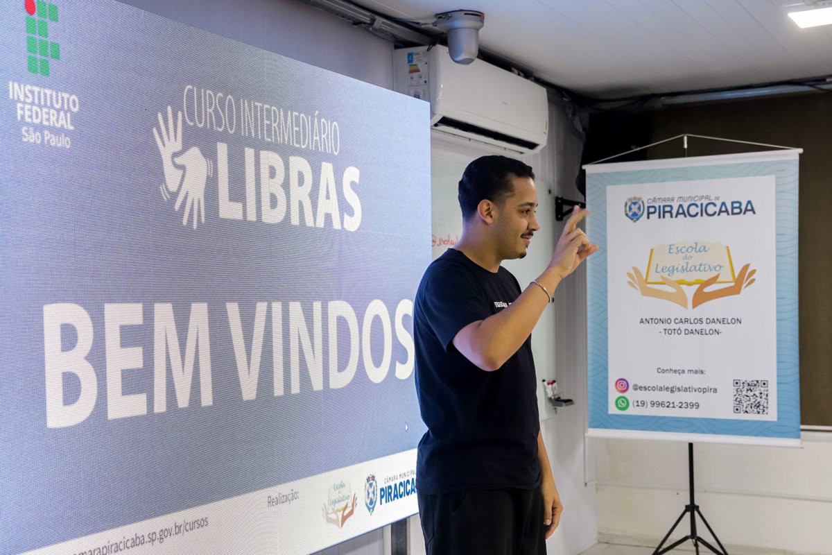 Câmara reinicia cursos de Libras em parceria com o Instituto Federal