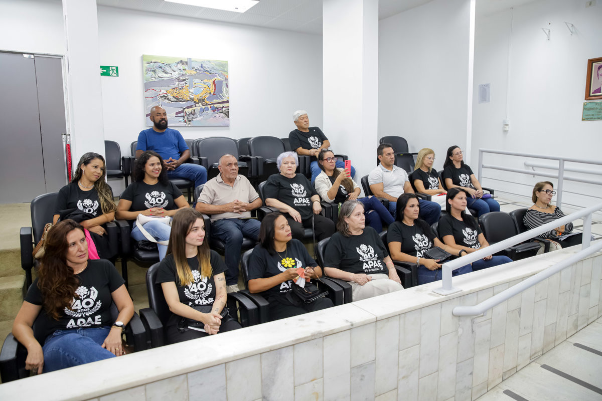 Câmara homenageia APAE pelos 40 anos de atuação em Piracicaba