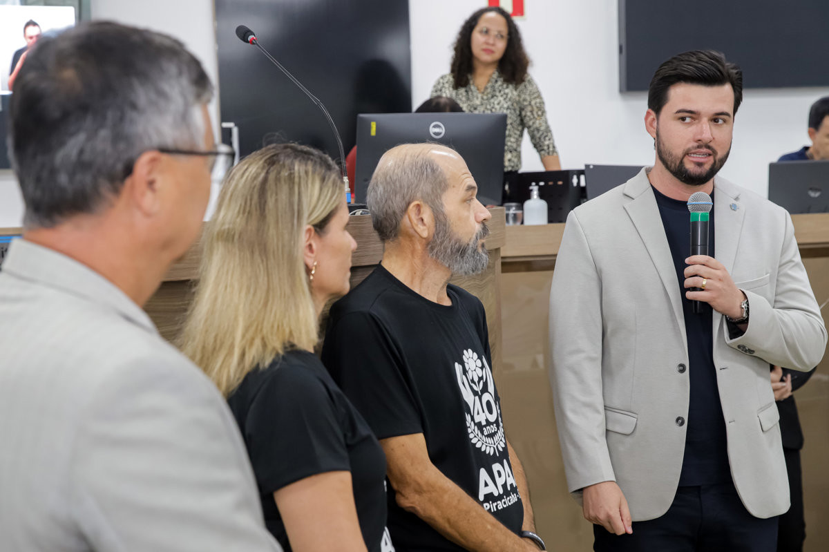 Câmara homenageia APAE pelos 40 anos de atuação em Piracicaba