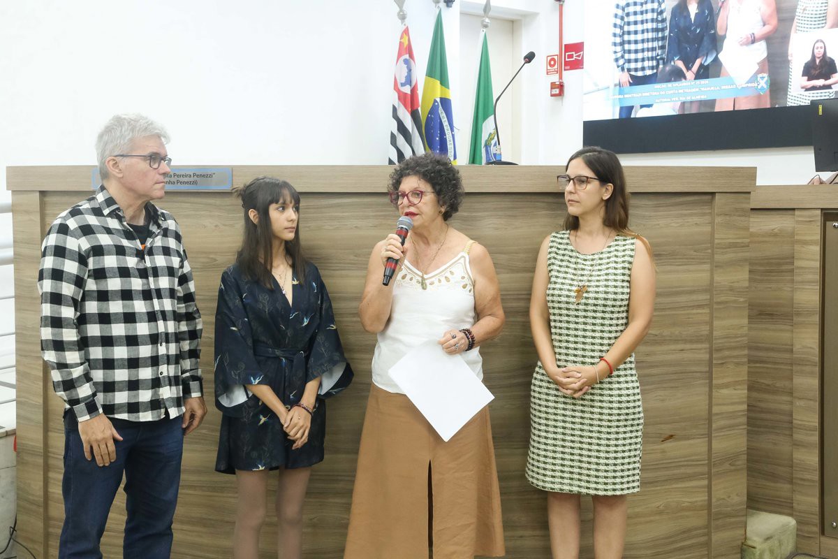 Homenagem a jovem Aurora é de autoria da vereadora Rai de Almeida