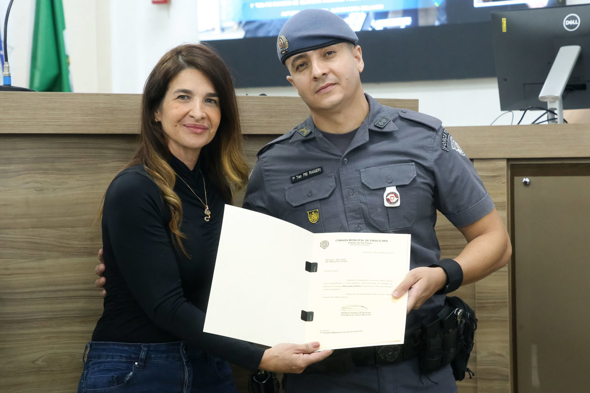 Homenagem reuniu autoridades e equipe envolvida na ocorrência