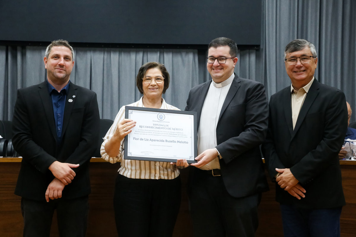 Catequistas e vicentinos foram homenageados por iniciativa dos vereadores Pedro Kawai e Felipe Gema