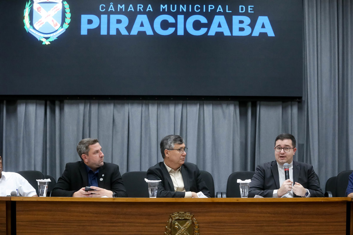 Catequistas e vicentinos foram homenageados por iniciativa dos vereadores Pedro Kawai e Felipe Gema