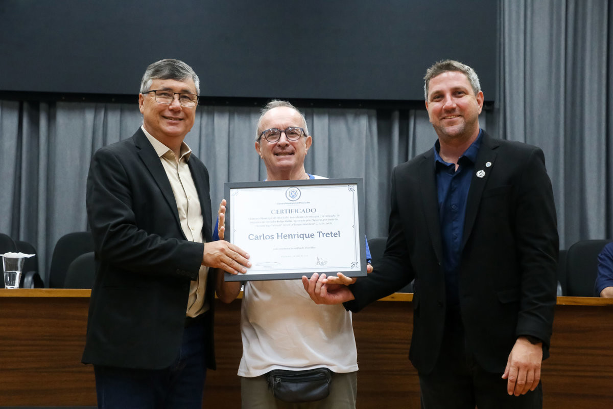 Catequistas e vicentinos foram homenageados por iniciativa dos vereadores Pedro Kawai e Felipe Gema