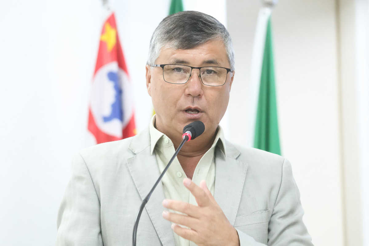  Câmara concede título de cidadania a empresário do setor automotivo