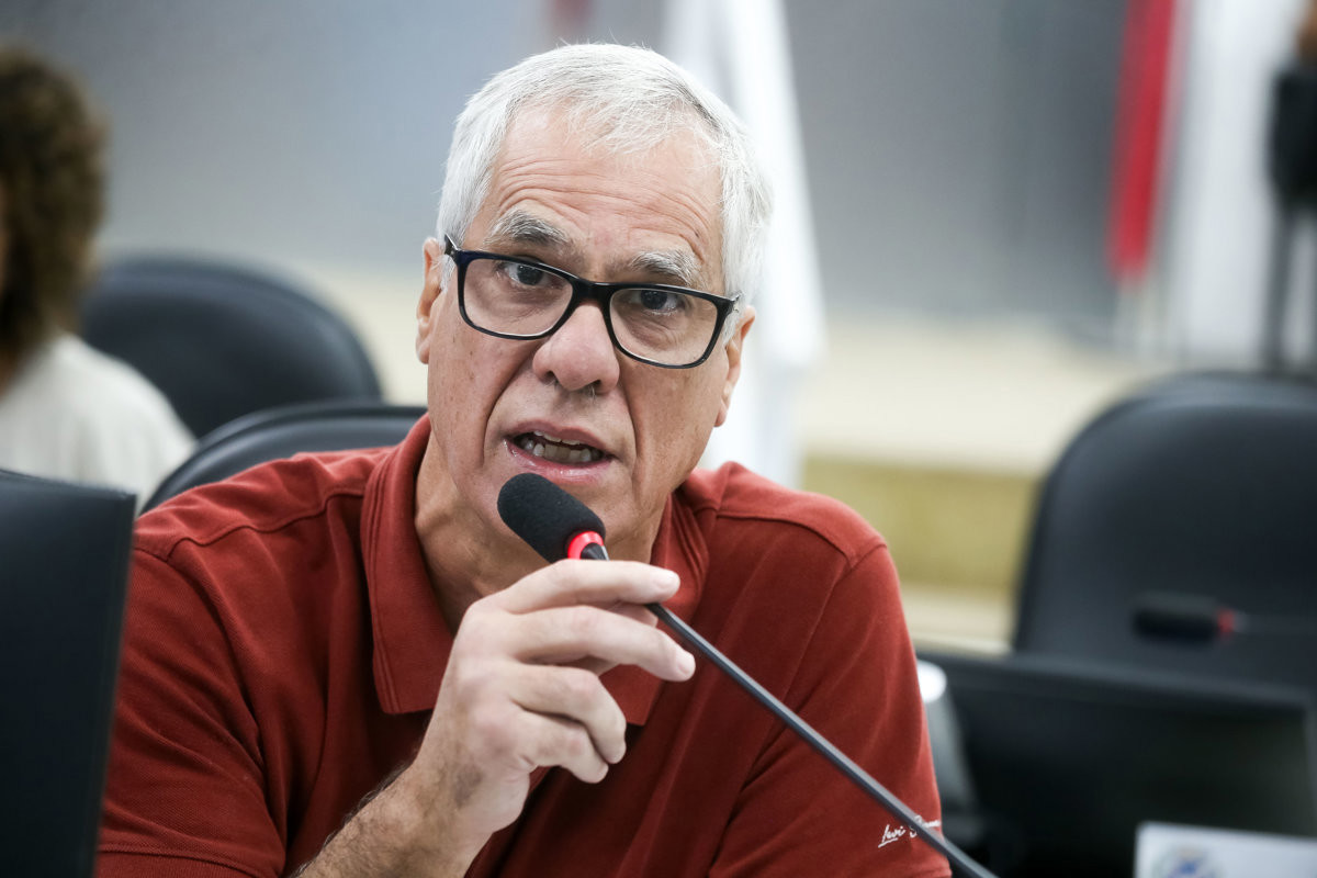 Vereador Marco Bicheiro (PSDB) questiona andamento do processo licitatório