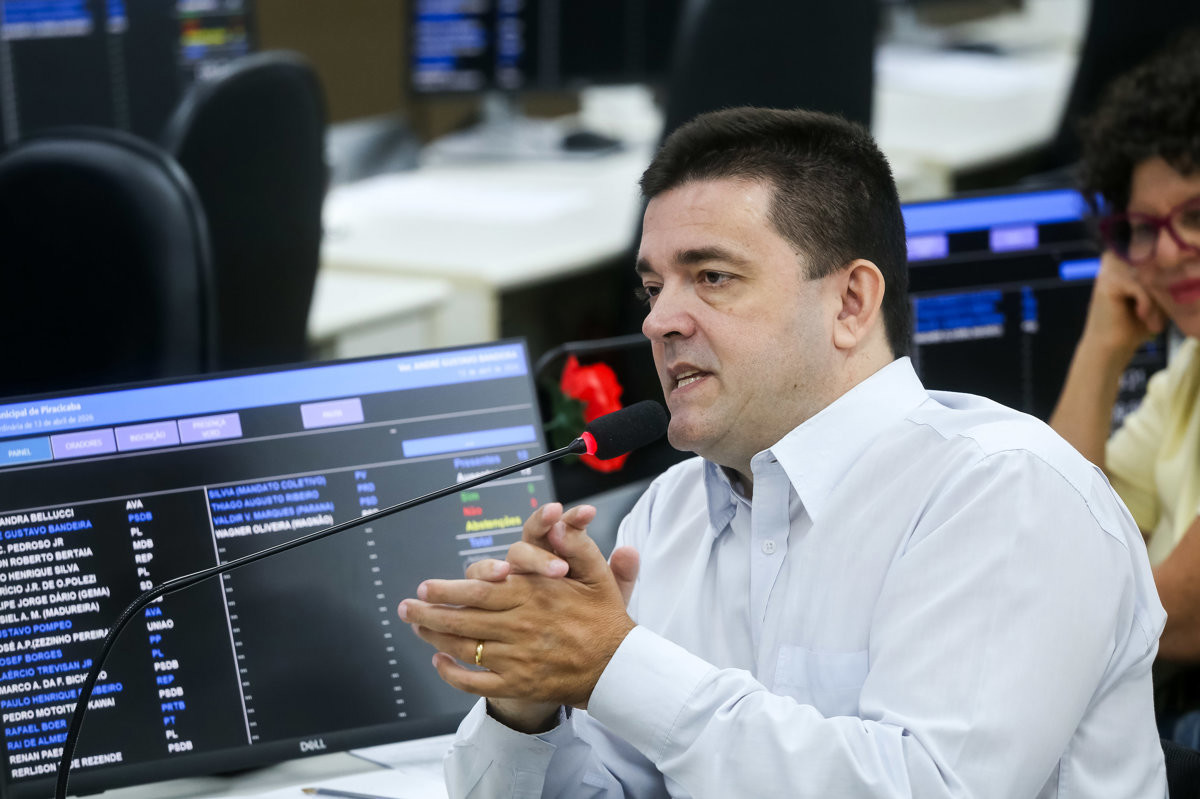 Câmara aprova antecipação de solenidade do Dia do Corretor