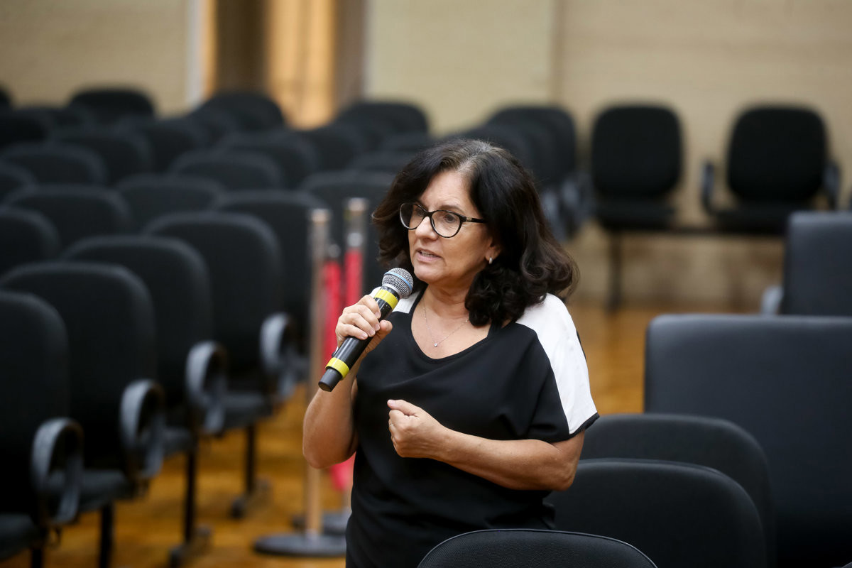 Atividade foi realizada no Salão Nobre "Helly de Campos Melges", na tarde desta quarta (22). Programação segue até sexta-feira (24)