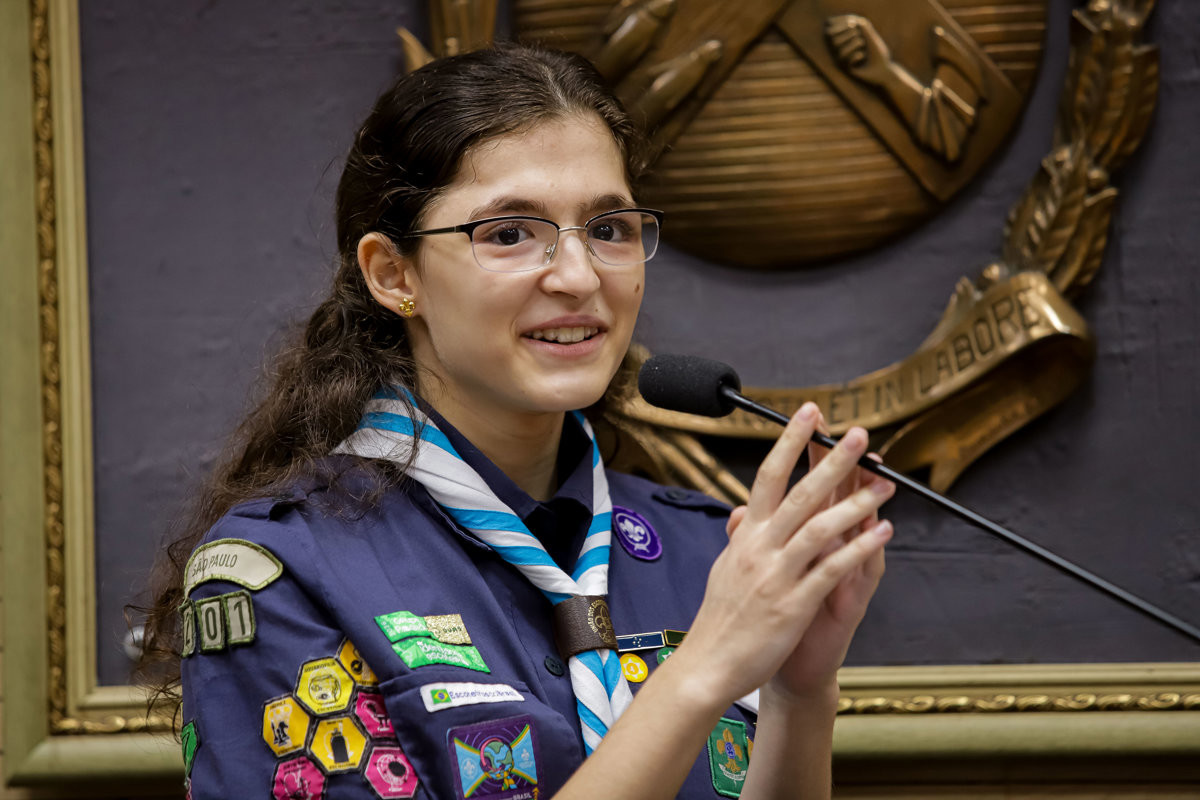 Lissandra Tozzi Fernandes