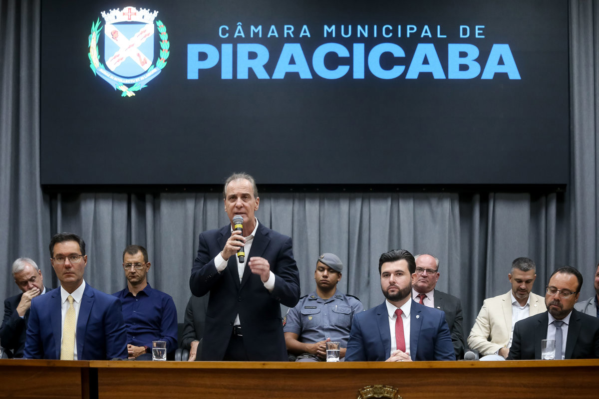 Prefeito Helinho Zanatta