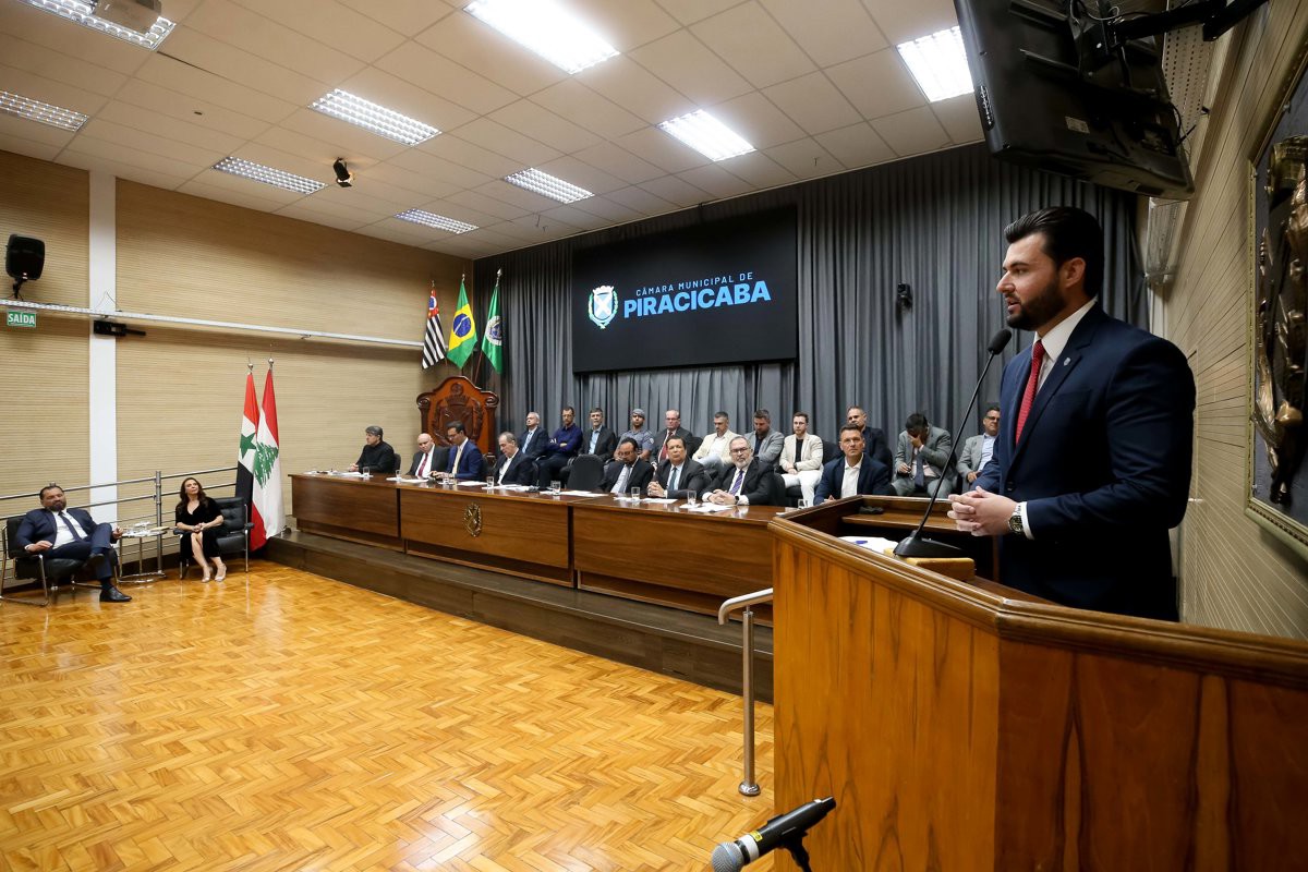 Vereador Rafael Boer (PRTB), autor da homenagem