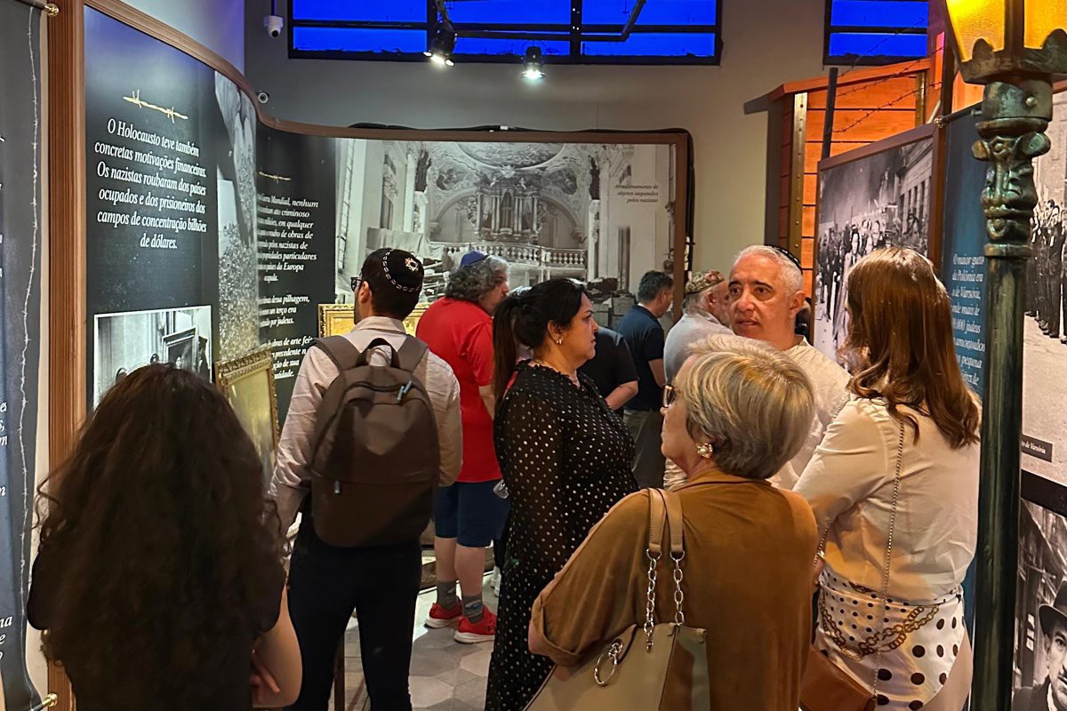 Homenagem reconhece a trajetória de vida de Joshua Strul