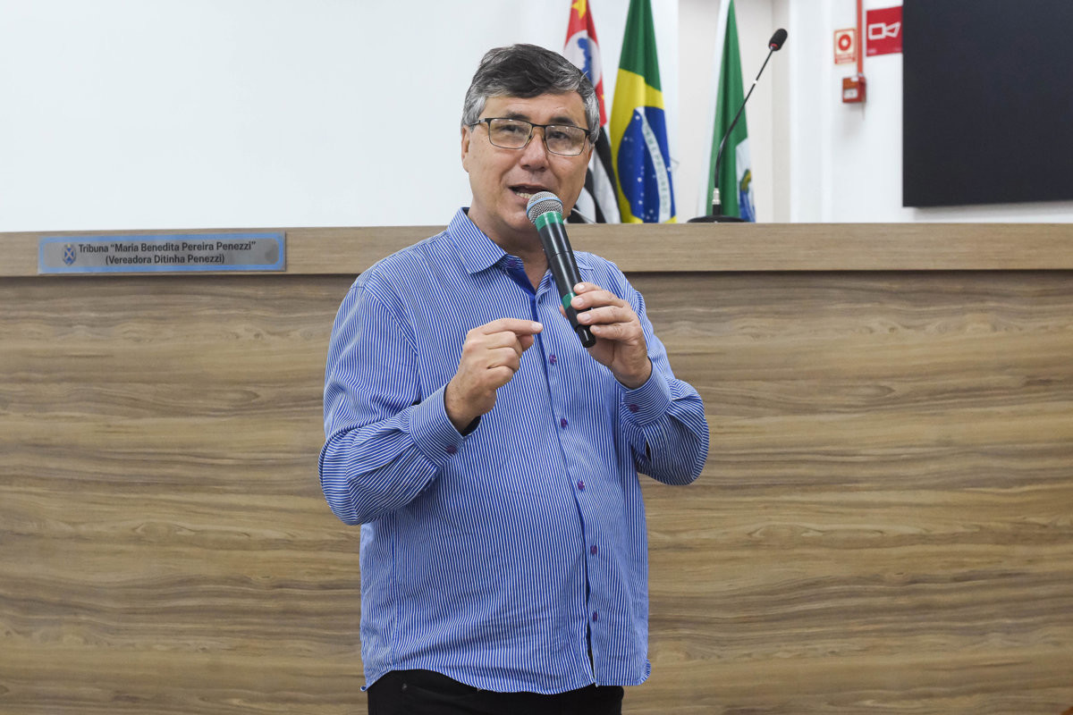 Alunos da EE dr. Prudente de Moraes participam do Conheça o Legislativo