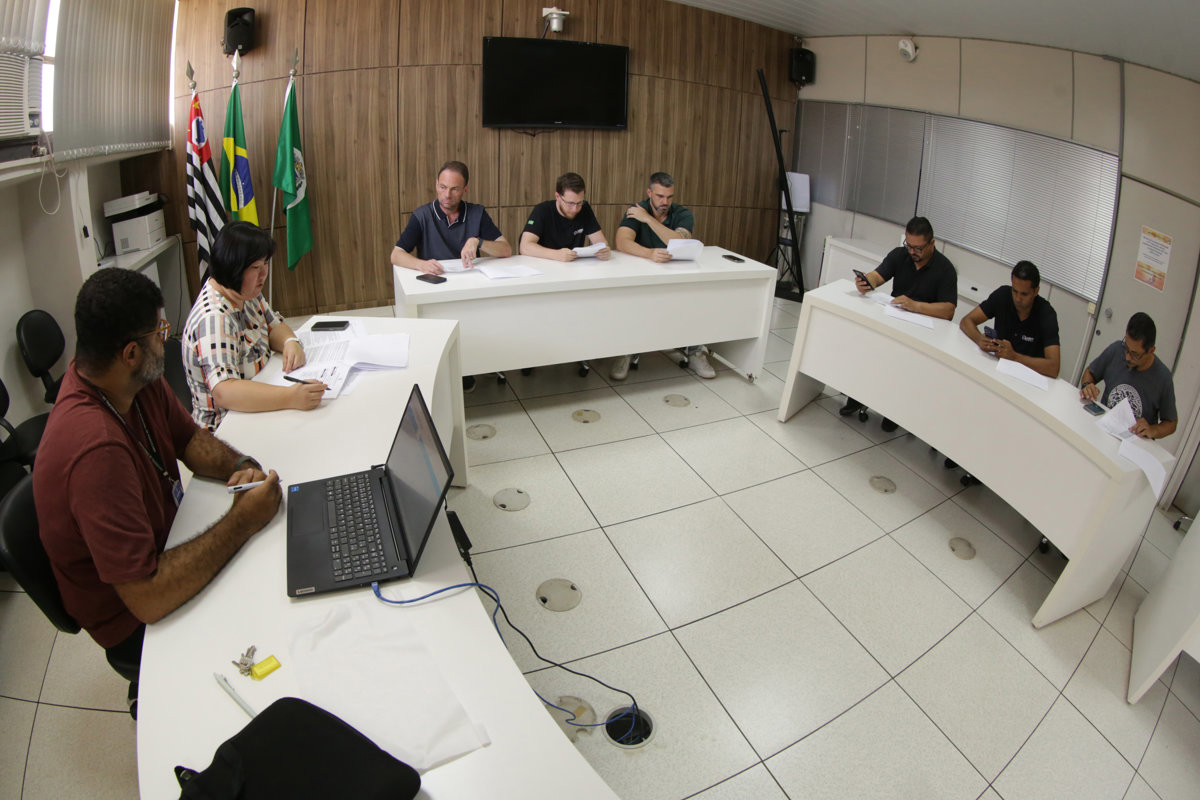 Ao todo, 15 proposituras receberam pareceres favoráveis da CLJR, em reunião nesta quinta-feira (30)