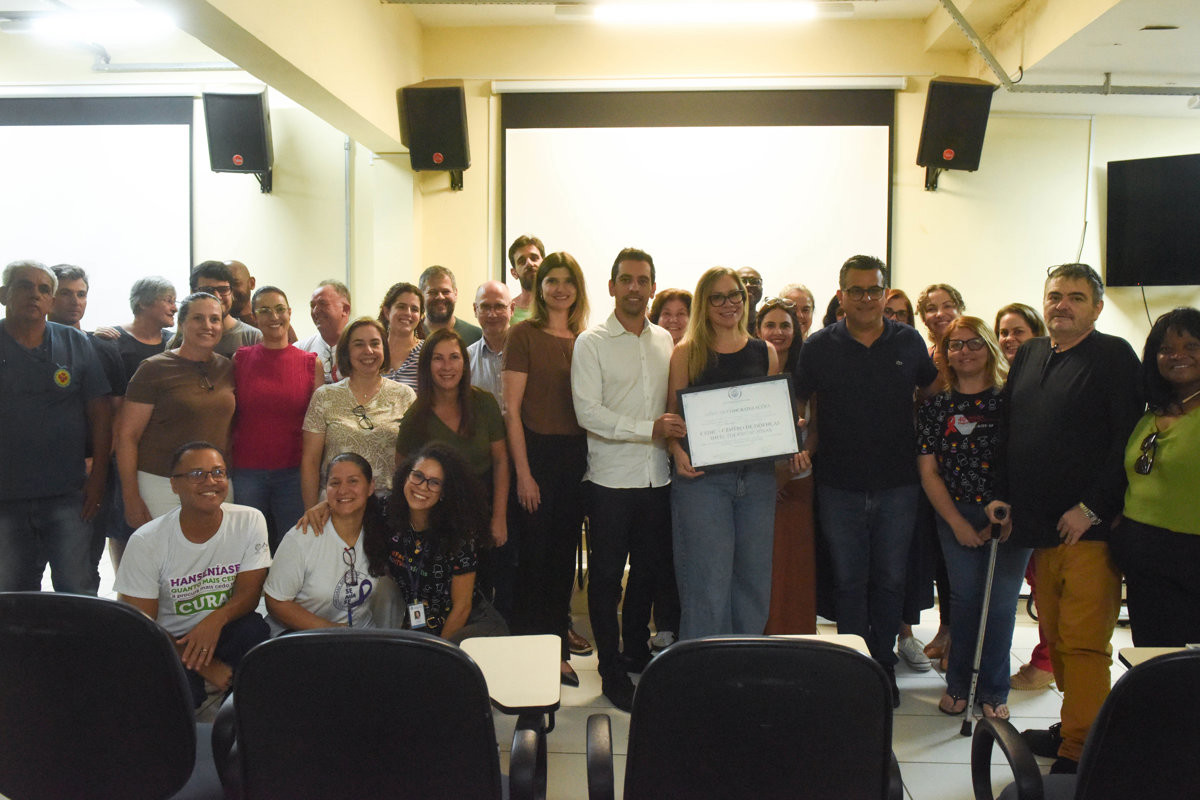 Entrega da honraria aconteceu na tarde desta quinta (30), no auditório do Cedic