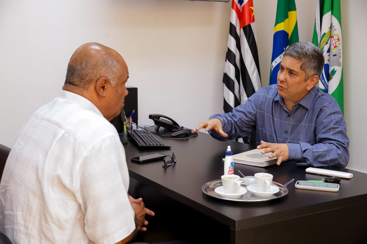 Encontro ocorreu na manhã desta segunda-feira