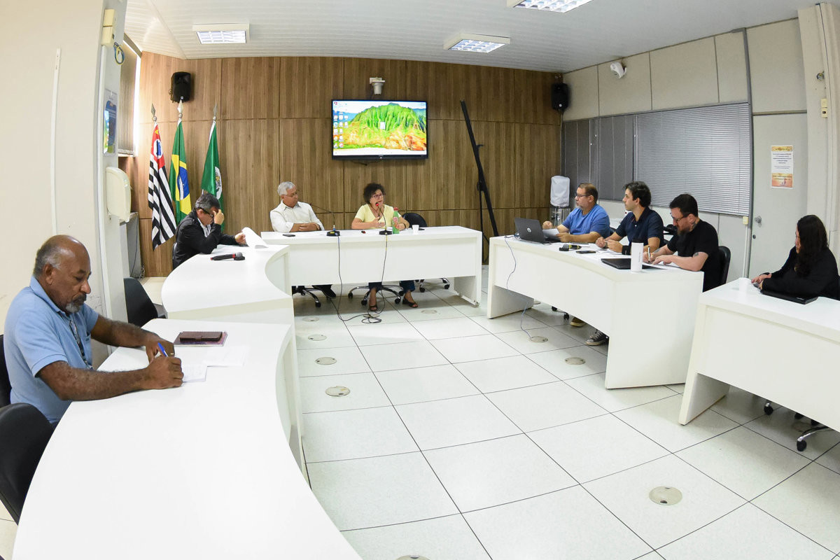 Fórum de Inovação discute regimento interno e novas ações por uma cidade melhor