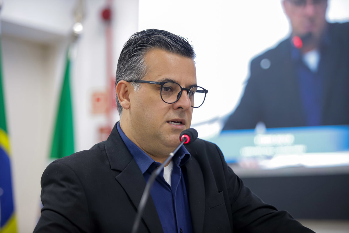 Homenagem proposta por Fábio Silva foi aprovada nesta segunda-feira