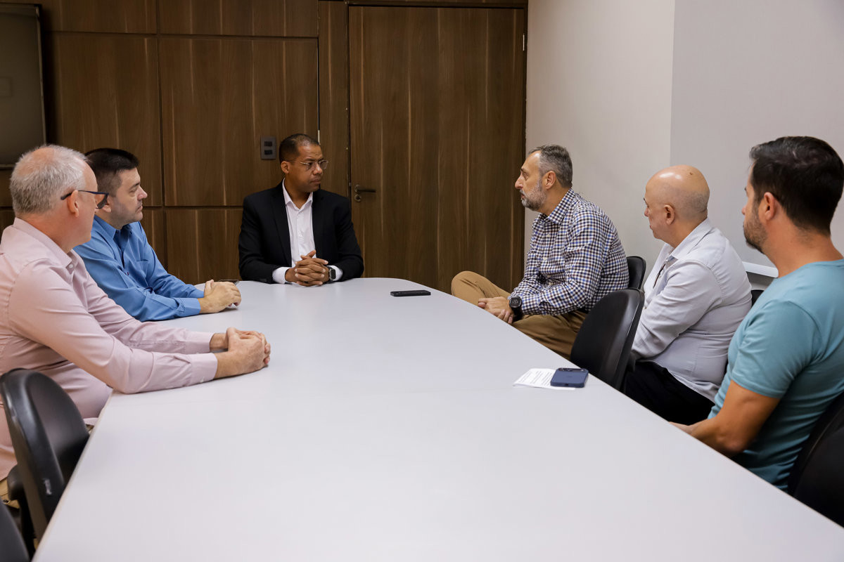 Encontro aconteceu na sala da presidência nesta quinta-feira