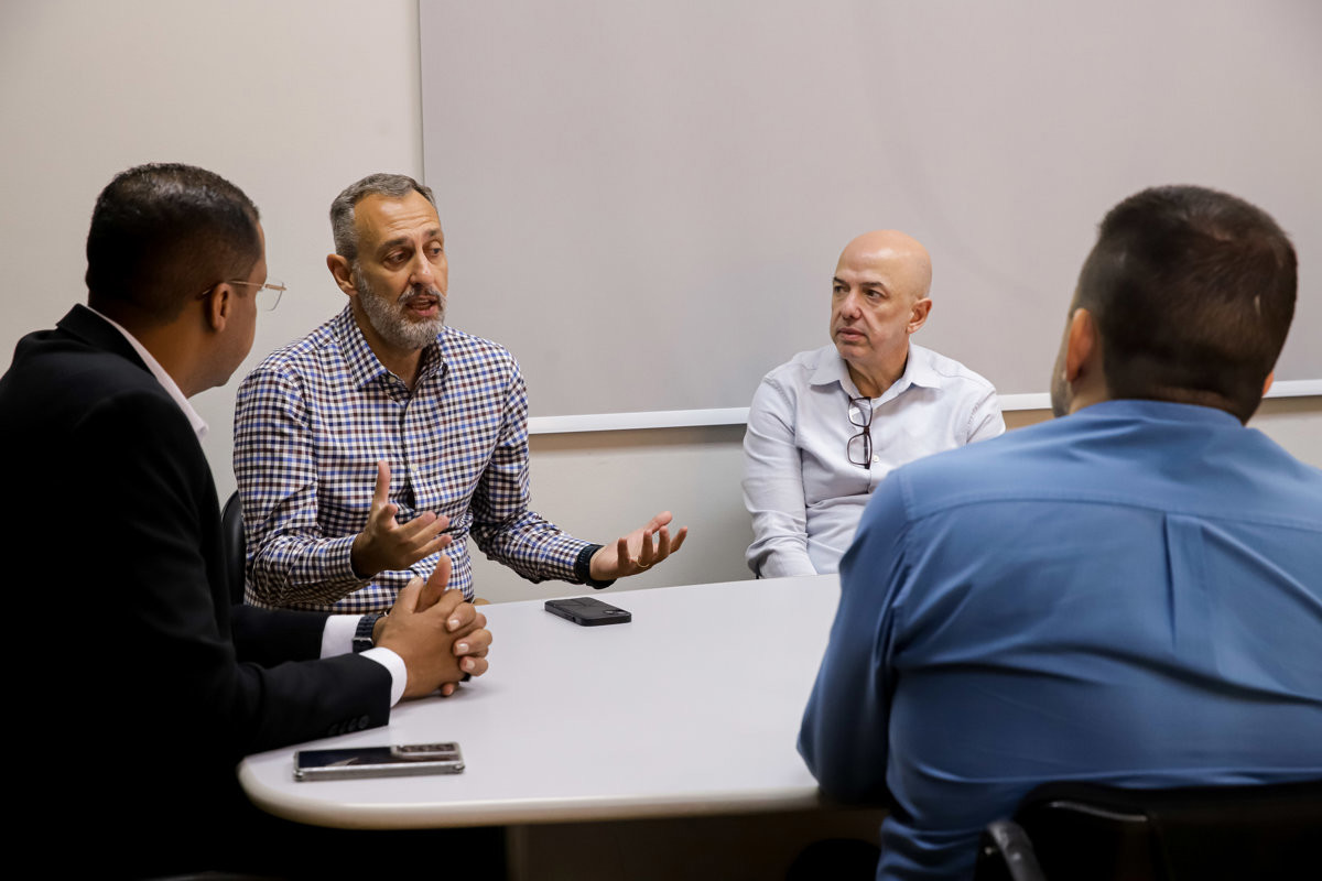 Encontro aconteceu na sala da presidência nesta quinta-feira