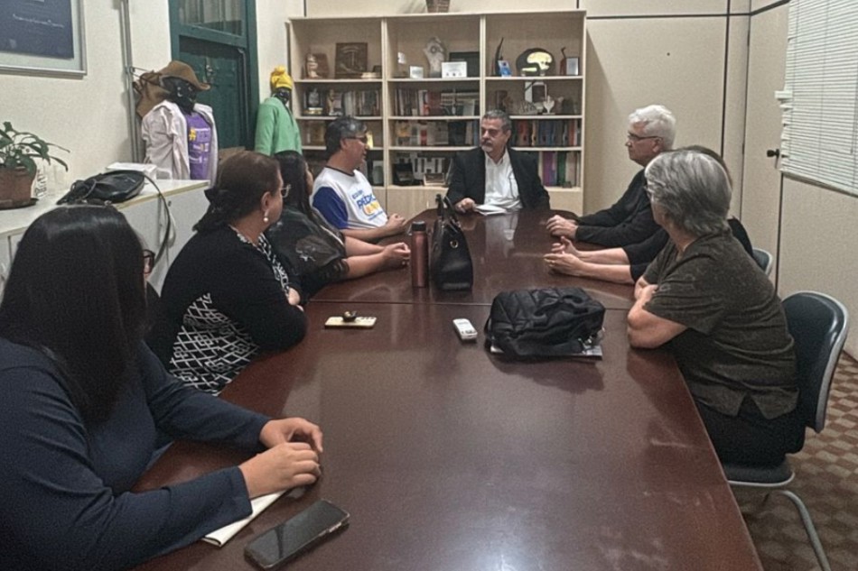 Vereador Pedro Kawai (PSDB) se reuniu com representantes da APL e da Secretaria de Cultura