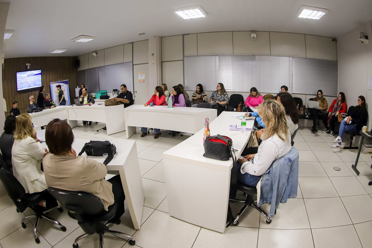 Conceito de justiça restaurativa é vivenciado por educadores da rede estadual