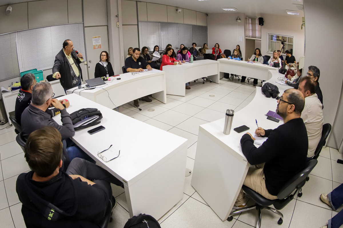 Conceito de justiça restaurativa é vivenciado por educadores da rede estadual