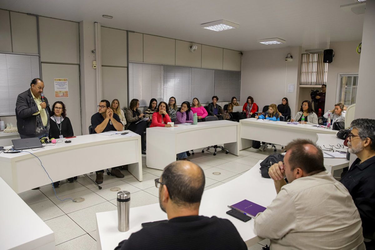 Conceito de justiça restaurativa é vivenciado por educadores da rede estadual