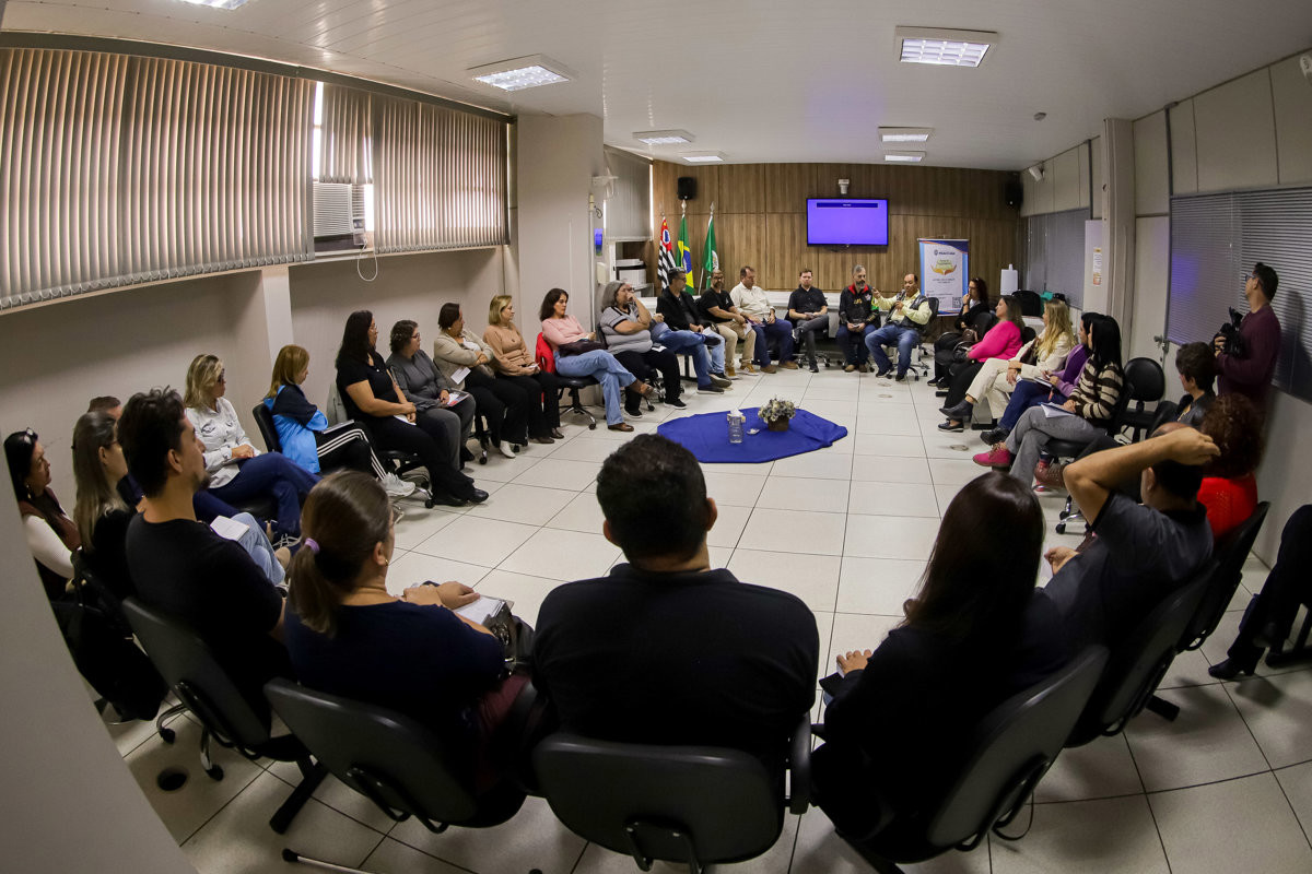Conceito de justiça restaurativa é vivenciado por educadores da rede estadual