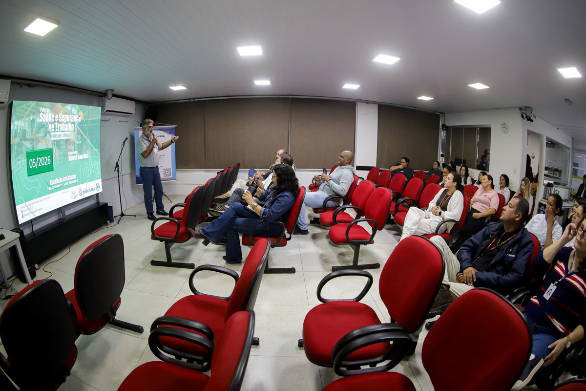 Funcionários e terceirizados da Câmara participam de palestra sobre prevenção