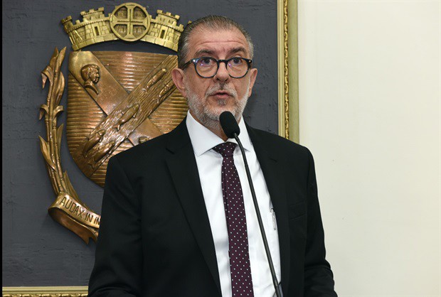 Título a Palmiro Romani foi entregue em solenidade na noite desta sexta-feira