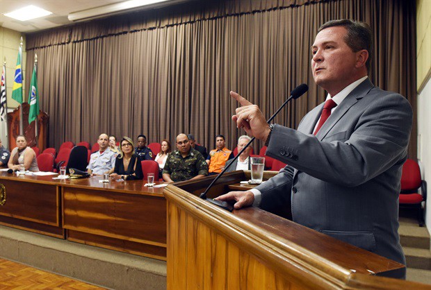 Homenagem foi proposta pelo vereador Laércio Trevisan Jr.