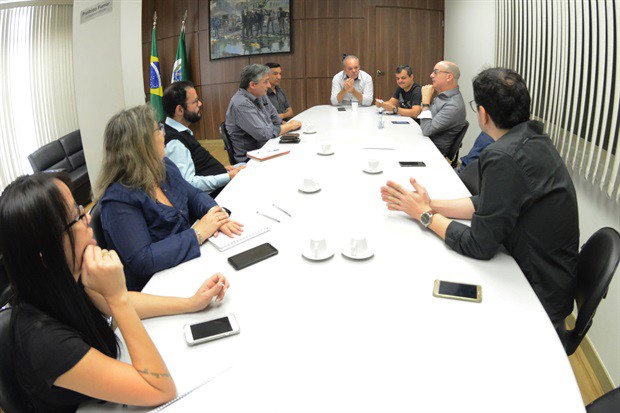 Presidente da Câmara reuniu CPDs do Legislativo e Executivo, além de secretário de Administração