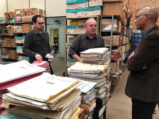 O diretor do Departamento de Documentação e Transparência da Câmara, Bruno Oliveira, também participou da visita 