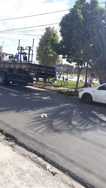 A vereadora também realizou uma reunião com os moradores.