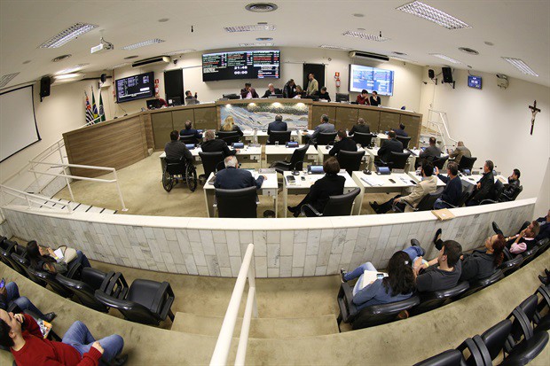 Dois munícipes ocuparam a Tribuna Popular