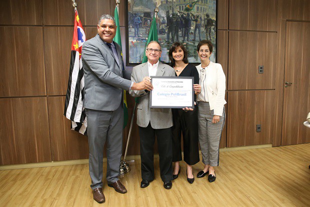 Paulo Campos, Luiz André Filho, Fernanda Simoni e Tania Gyuricza