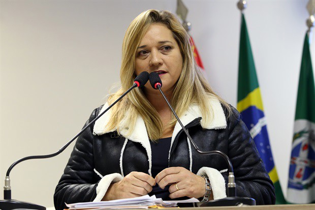 Requerimento de Coronel Adriana foi aprovado na reunião ordinária desta segunda-feira