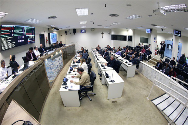 Projetos de regularização fundiária são aprovados por unanimidade