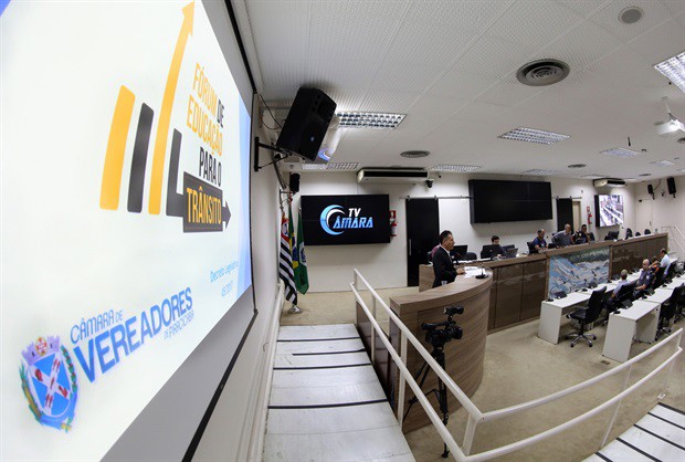 Entidades apresentaram ações educativas de conscientização no trânsito