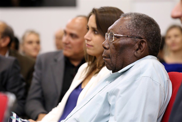 Homenagens foram entregues em solenidade na noite desta terça-feira