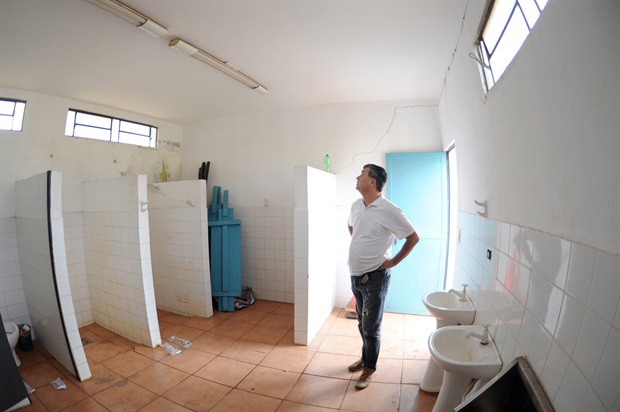 Segundo munícipe, vestiário do campo também está em situação precária