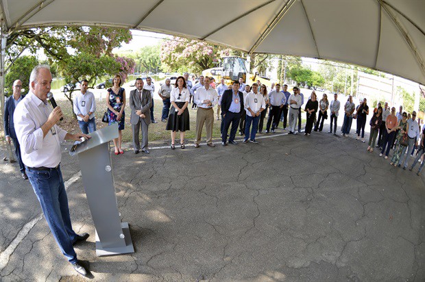 Gilmar Rotta visita exposição que projeta o futuro das cidades